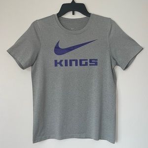 Boys Nike Sacramento Kings Logo Jersey T-shirt Size L